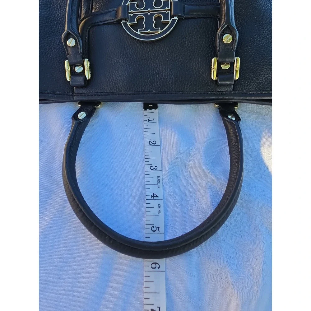 Tory Burch Black Pebbled Hand Bag Logo Accent Gold Hardware Inner Pockets